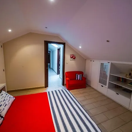 Vivienda Exclusiva Y Centrica Villanueva De Arosa